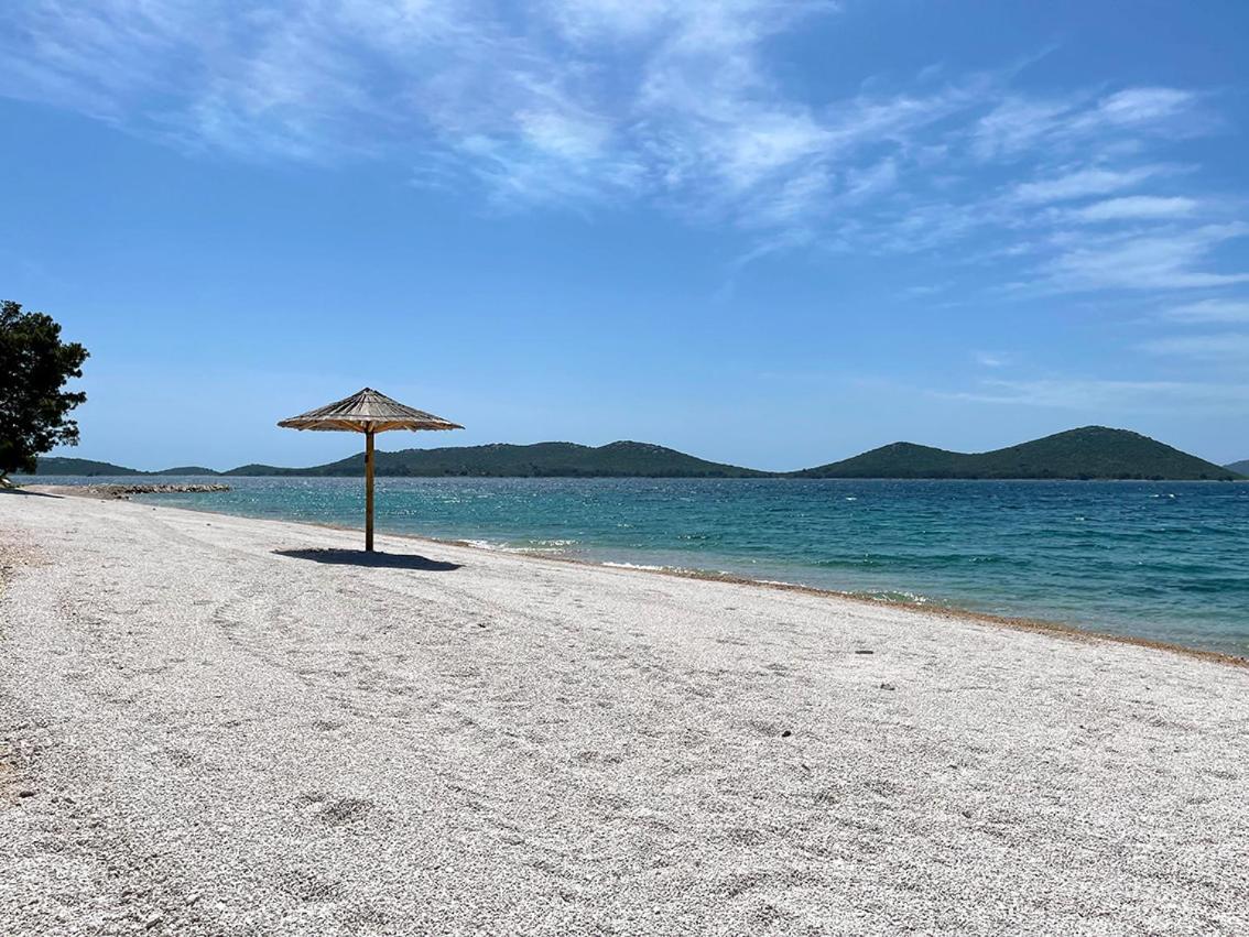 Villa Koral Drage Bagian luar foto