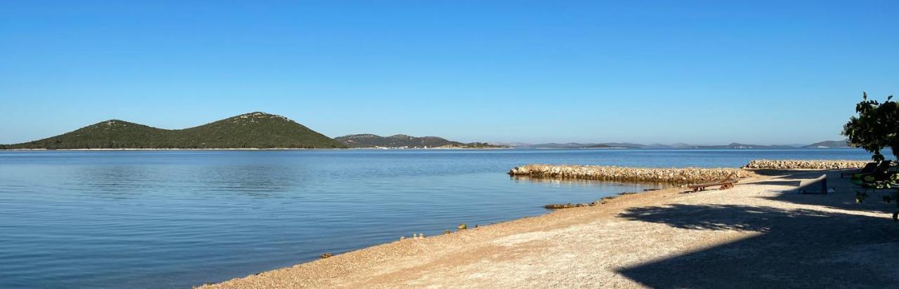 Villa Koral Drage Bagian luar foto